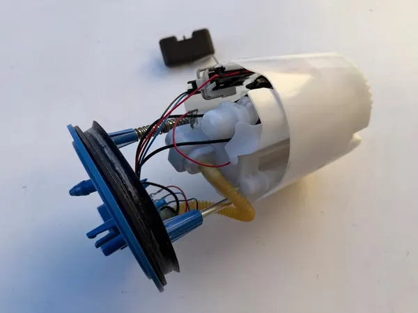 Bomba de Combustível 5Q0919051M AUDI A3 8V 1.8 TFSI image 3