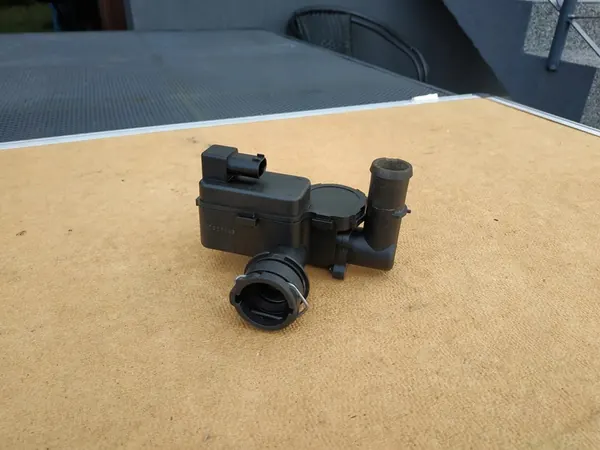 Verwarmingsklep Mercedes E-Class W211 A2118320084 image 3