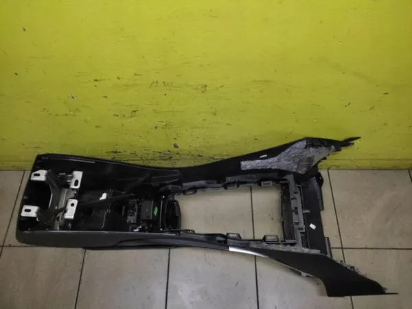 Middenconsole armsteun Citroen C5 III OEM 9682319777 image 9