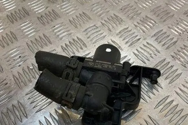 Verwarming radiator klep BMW 5 TOURING (E61) 2.0L Diesel image 3