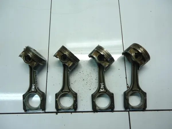 Piston CNC Audi 2.0TFSI avec Bielle d'Occasion image 2