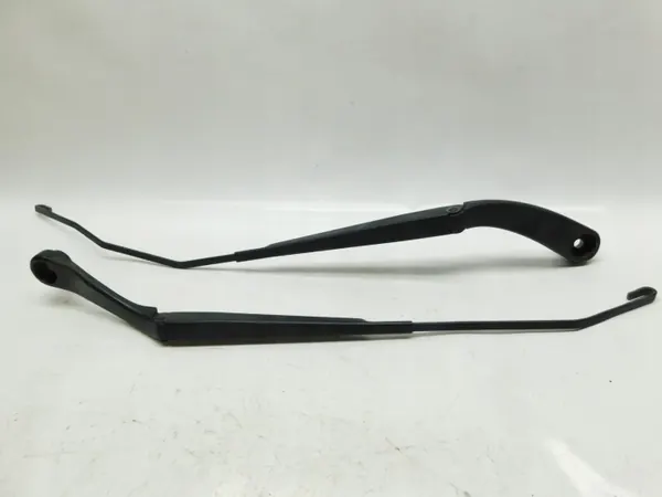 OEM 68087345AA 68087346AA Frontscheibenwischerarme - Fiat Freemont image 2