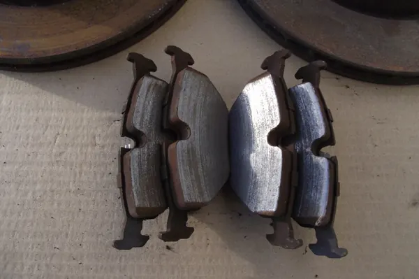 Discos de Freio Traseiros Ventilados BMW E36 E46 276x19mm image 6