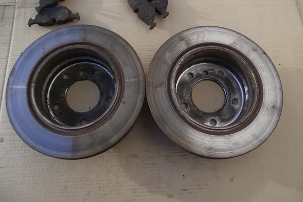 Discos de Freio Traseiros Ventilados BMW E36 E46 276x19mm image 8