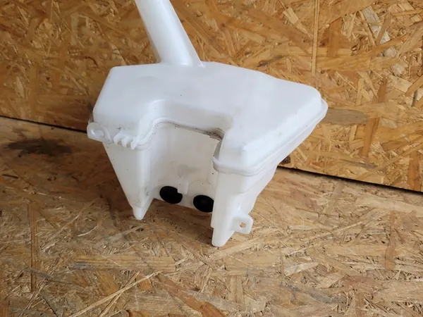 TOYOTA YARIS III Waswatertank Origineel image 2