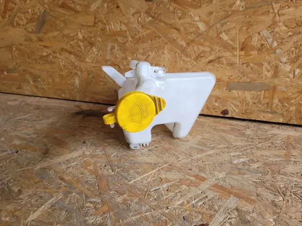 TOYOTA YARIS III Waswatertank Origineel image 6