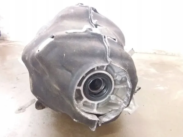 Polestar 2 Elektromotor OEM P1216726 - Gebraucht image 3