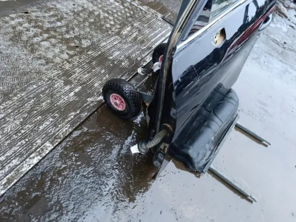 Mazda 3 IV Linke Vordertür - OEM Drzwi image 7
