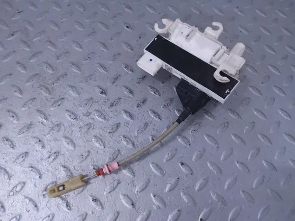 Ovenjännitin OEM 7368450 BMW 7-sarja G11/G12 image 4