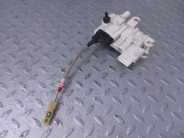 Ovenjännitin OEM 7368450 BMW 7-sarja G11/G12 image 5