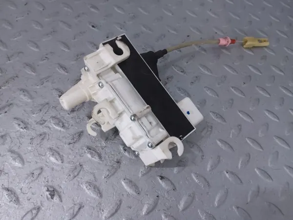 Ovenjännitin OEM 7368450 BMW 7-sarja G11/G12 image 6