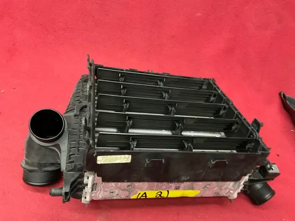 Intercooler destro Porsche Cayenne 9Y Q7 4M0145804BR image 9