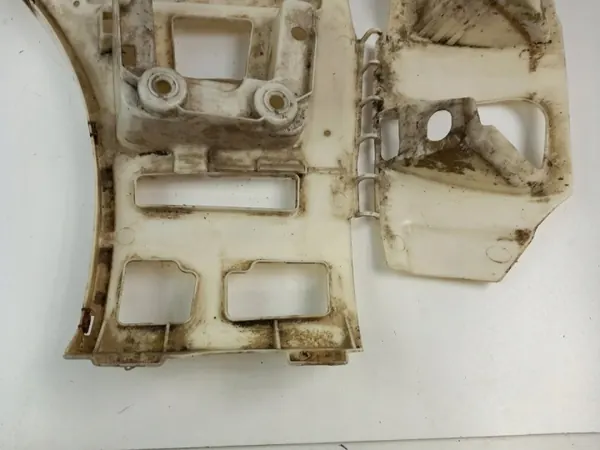 BMW OEM 887 Ee Bakstötskåpe Förstärkning Höger image 6