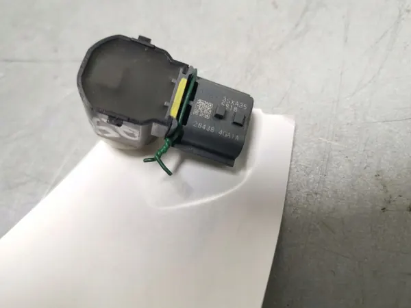 Infiniti Q50 Parksensor OEM FBZ15960 - Gebraucht image 3