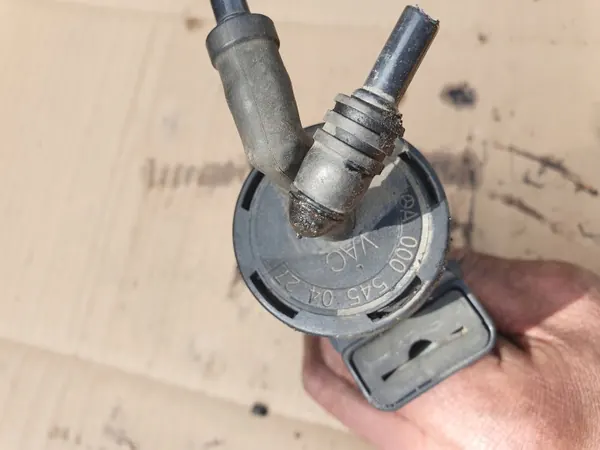 Unterdruckventil OEM A0005450427 für Chrysler PT Cruiser image 2