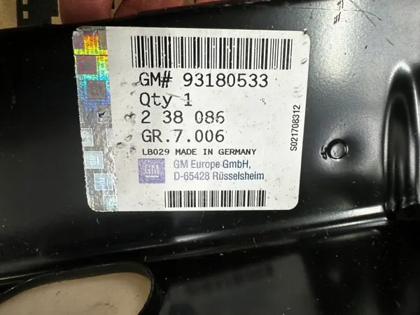 Opel Astra H Bakre Bältesfäste OEM 93180533 image 4