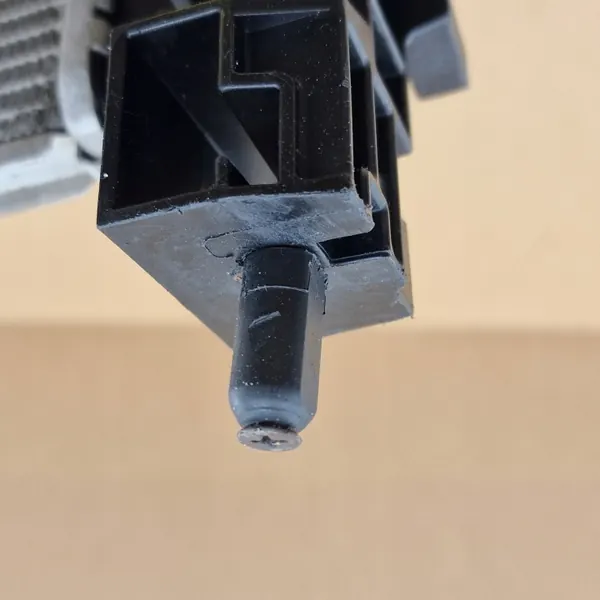 Radiateur d'eau OEM $VH!E 1300368 pour Opel Corsa E image 3