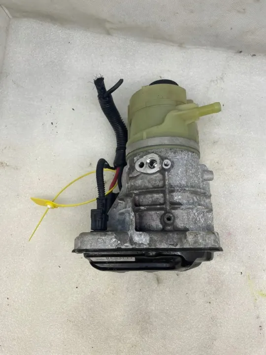 Pompe de direction assistée Renault OE 491108485R image 4