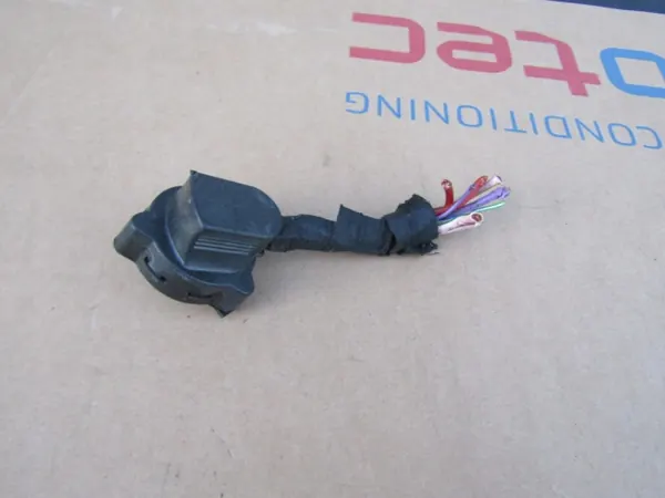 OEM 0095457228 kiinnitystulppa Mercedes W124/W201 image 2