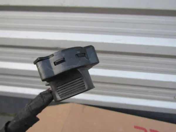 OEM 0095457228 kiinnitystulppa Mercedes W124/W201 image 3