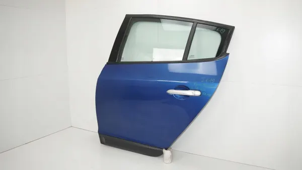 Puerta Trasera Izquierda OEM 360197716 Renault Megane III image 3