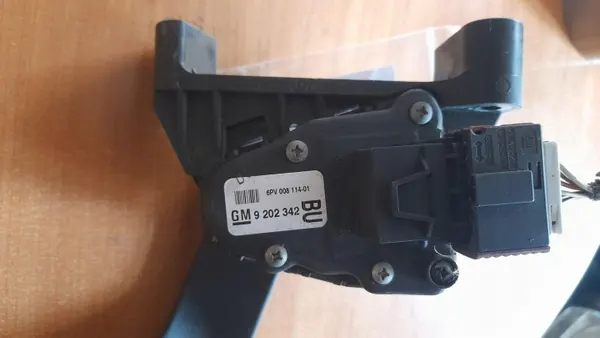 Pedaalpotentiometer OEM 9202342BU voor Opel Zafira B image 3