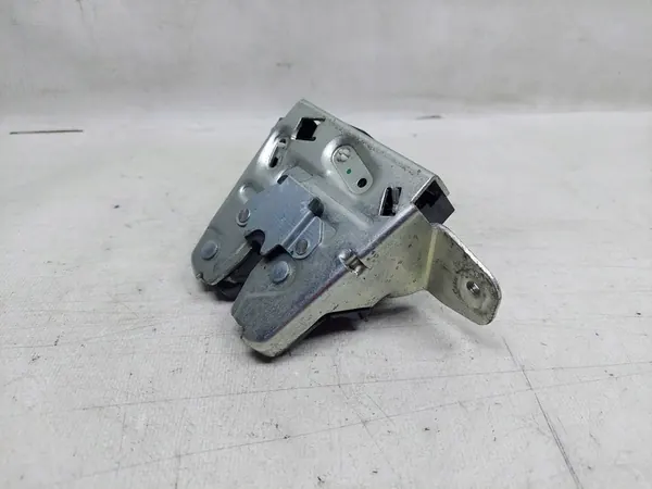 Bagagelås A2047400535 Mercedes W204 image 2