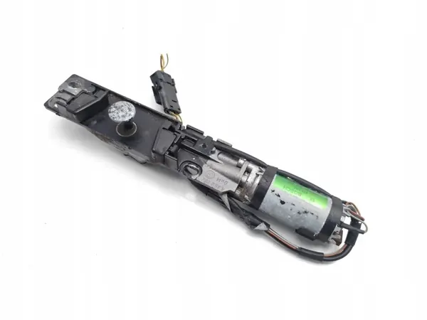 BMW Centralåsningsaktuator OEM 8352202 - Begagnad image 10