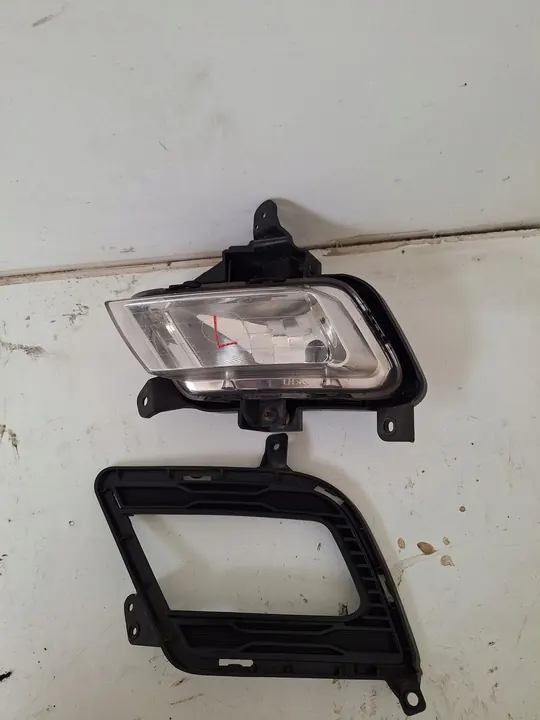 KIA CEED I LIFT 2009-2012 FAROL ANTI NEBLINA ESQUERDO 92201-1H070 image 2