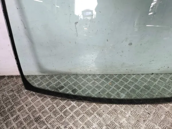 Pare-brise avant Toyota Yaris 2006 OEM AMD129719 image 3