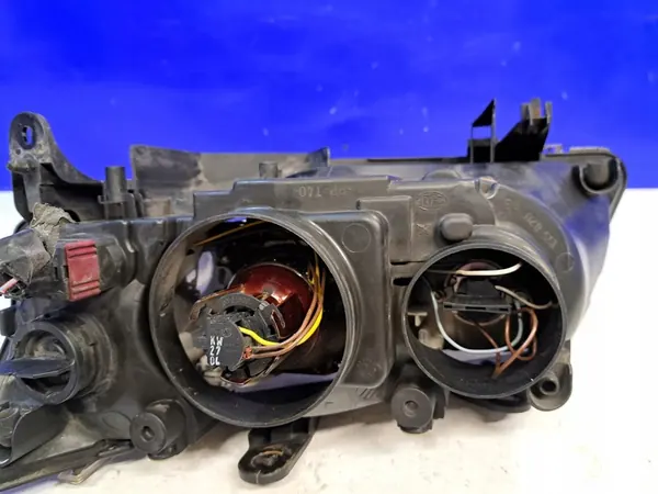 Oikea ajovalaisin Saab 9-3 Ver1 2005 image 6