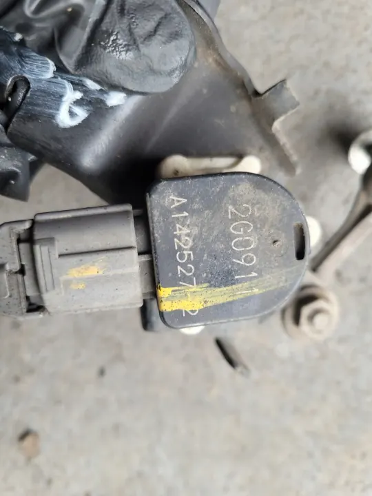Sensor Nível Farol Honda OEM 2G0211 - Usado image 3