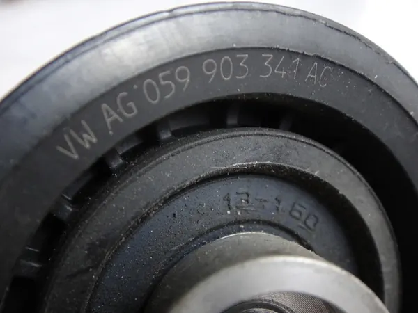 Audi OE 059903341AC rouleau guide image 2