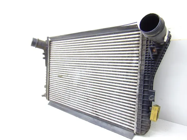 Intercooler VW Passat B6 image 3