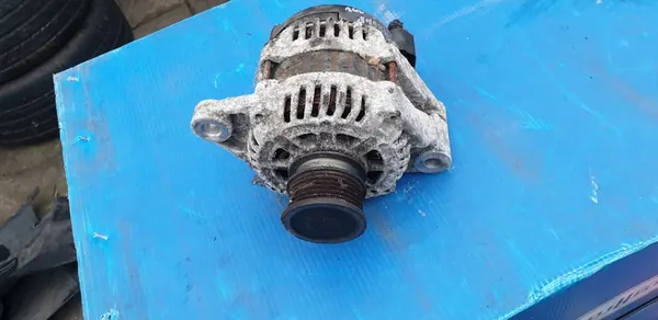Opel Insignia A 2.0 CDTI Alternator image 1