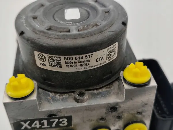 Bomba ABS OEM 5Q0614517 para VW Passat - Usada image 5