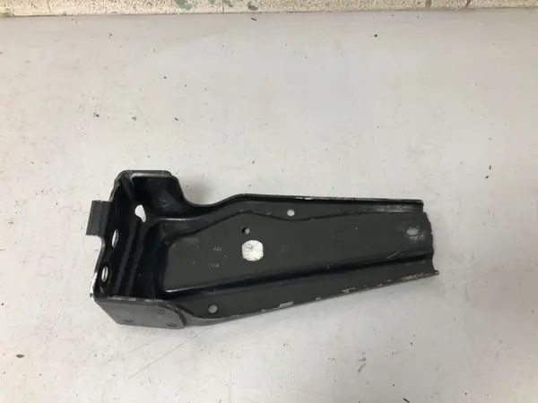 Värmarehållare BMW 3 G21 64216814568 2019- image 2
