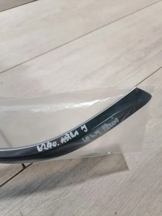 ASTRA J LIFT STRISCE GRIGLIA ANTERIORE DESTRA 13368710 image 4