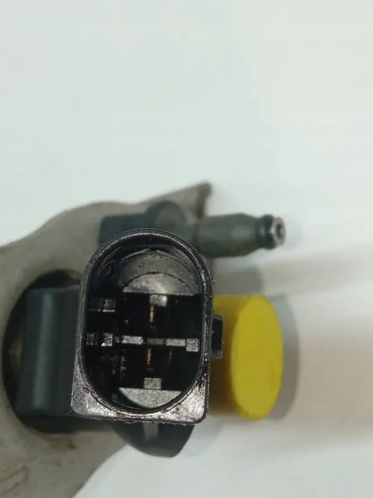 Injector OEM 0445117003 voor Audi A4 B8 3.0 TDI image 3