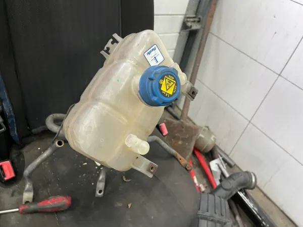 OEM ZBIORNICZEK WYRÓWNAWCZY BOXER DUCATO JUMPER 14-21 image 2