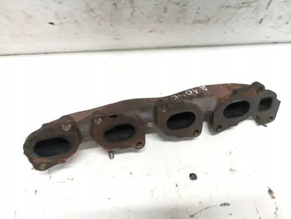 Pakoputken keräin OEM 55565985 Opel Astralle image 3