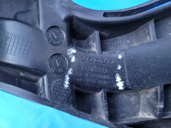 VOLVO XC60 I | Uitlaatsteun achter OEM 31323970 image 3