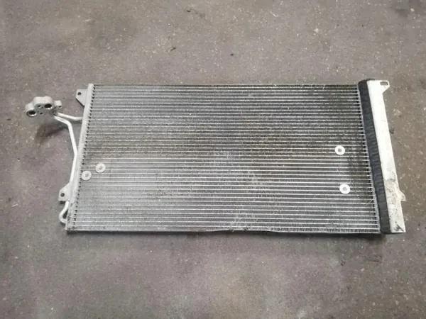 Condensador AC VW Touareg 7L0820411G 3.0L Diesel Usado image 2