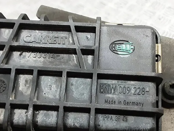 Turbo usado OEM 30751708 para Volvo S80 II 2.4L image 4
