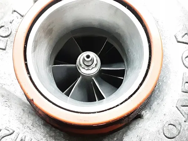 Turbo usado OEM 30751708 para Volvo S80 II 2.4L image 5