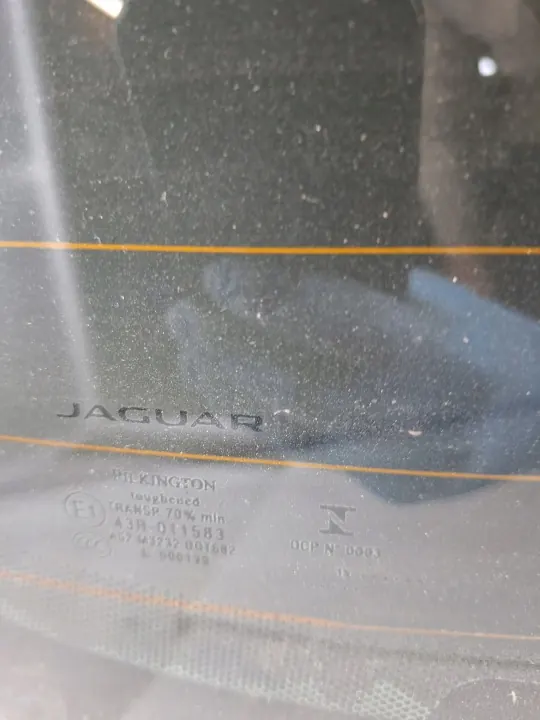 OEM 4338BYPAH Vidro traseiro para Jaguar XE Sedã 2010- image 4