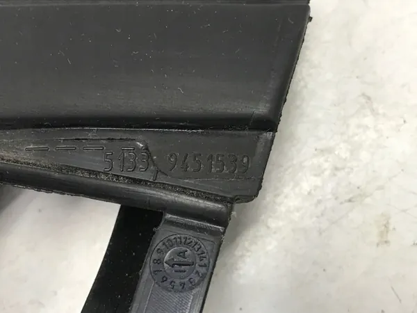 BMW X1 U11 2023 Fram vänster dörrfönsterpackning OEM 9451539 image 7