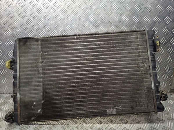 Radiador de agua VW FOX 1.2 6V image 3