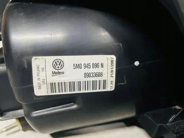 VW GOLF V 5 PLUS LUZ TRASERA DERECHA 5M0945096N image 7