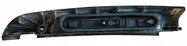 Lámpara trasera izquierda Renault Kangoo image 4